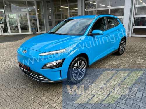 Hyundai Kona EV-136PS Select Autom. Kamera ASCC 1. Hd.