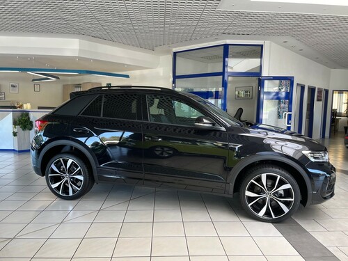 VW T-Roc R-LINE 1.5 TSI-DSG,Black+Style,19-Zoll, IQ