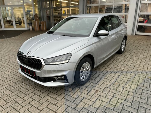 Skoda Fabia 1.0TSI Essence Sitzheiz LED-SW PDC